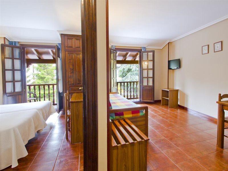 Apartamentos Capriccio Σαντιγιάνα ντελ Μαρ Εξωτερικό φωτογραφία