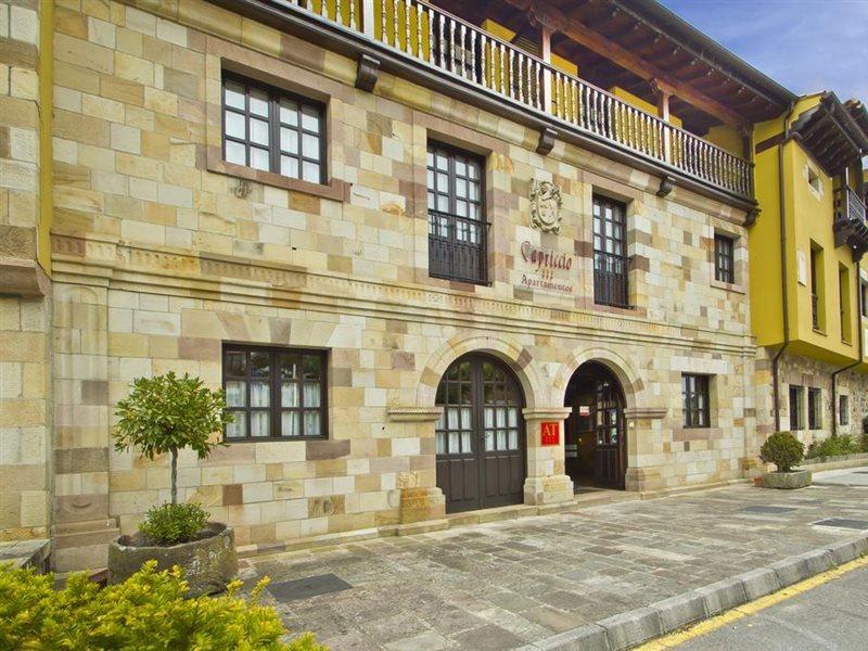 Apartamentos Capriccio Σαντιγιάνα ντελ Μαρ Εξωτερικό φωτογραφία