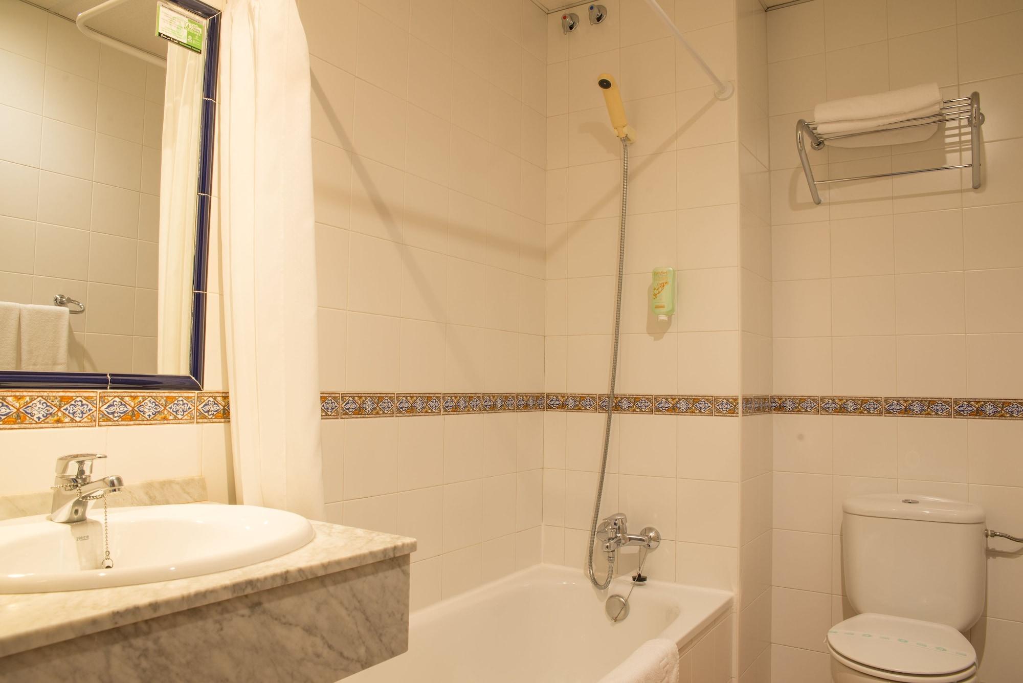 Apartamentos Capriccio Σαντιγιάνα ντελ Μαρ Εξωτερικό φωτογραφία