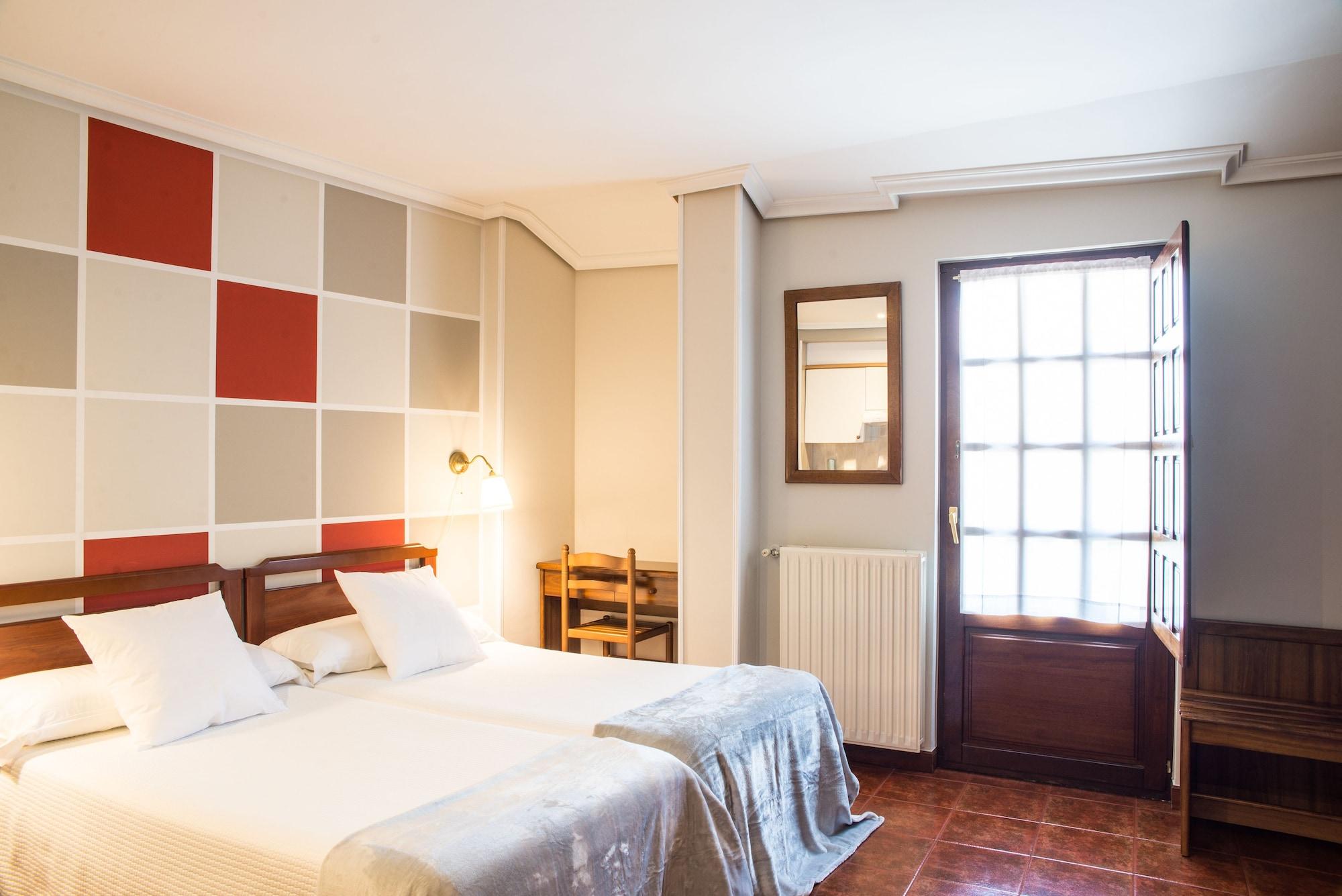 Apartamentos Capriccio Σαντιγιάνα ντελ Μαρ Εξωτερικό φωτογραφία