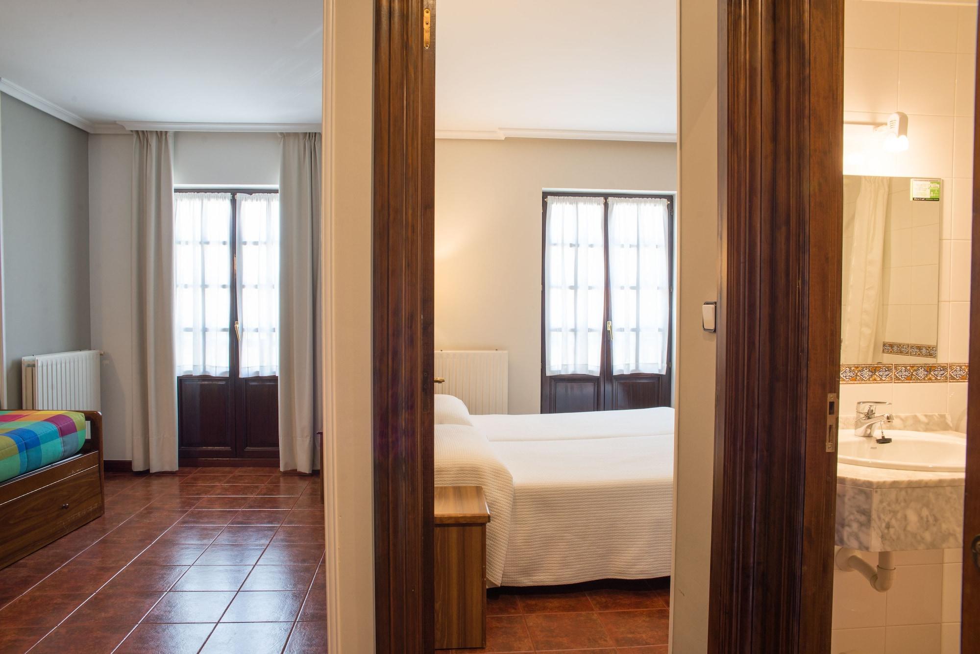 Apartamentos Capriccio Σαντιγιάνα ντελ Μαρ Εξωτερικό φωτογραφία