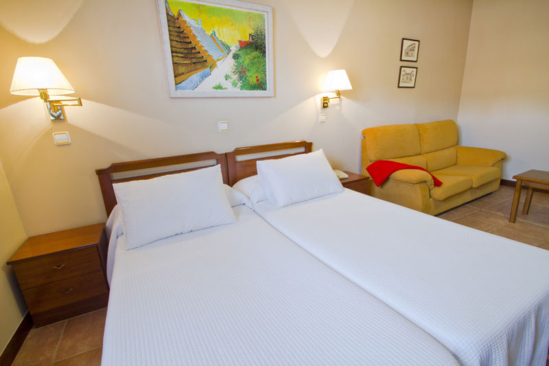 Apartamentos Capriccio Σαντιγιάνα ντελ Μαρ Εξωτερικό φωτογραφία